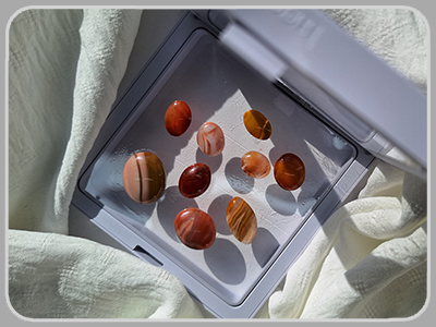 گوهر سنگ عقیق یا اگات (َAgate) چیست؟